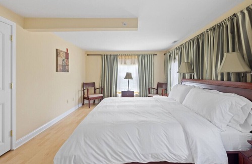 Kennebunkport Eigentumswohnung | Beautiful 3-Bedroom Condo near Goose Rocks Beach in Kennebunkport