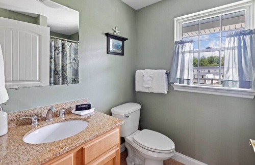 Kennebunkport Eigentumswohnung | Beautiful 3-Bedroom Condo near Goose Rocks Beach in Kennebunkport