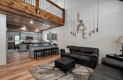 Umber View Heights Kabine | Beautiful 3 bedroom cabin in the woods close to the lake