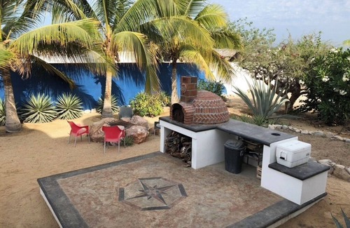 El Sargento Haus | Beautiful 3 bedroom 2 bath pool home with pizza oven and fire pit