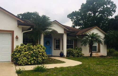 Sebastian Highlands Haus | Schönes 3 BR / 2 Bth Sebastian Home