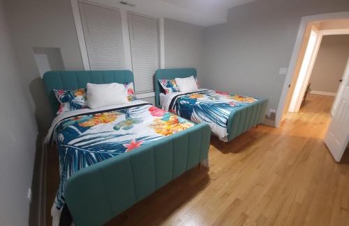 Calumet Heights Wohnung | Beautiful 4 bedroom 2 bathroom apartment near everything