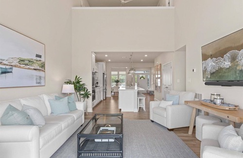 Long Neck Haus | Great availability - Beautiful 4-bedroom townhome at the Peninsula!