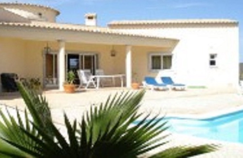 Foupana Villa | Beautiful 6 p. private villa on a large estate, 10 minutes from the sea