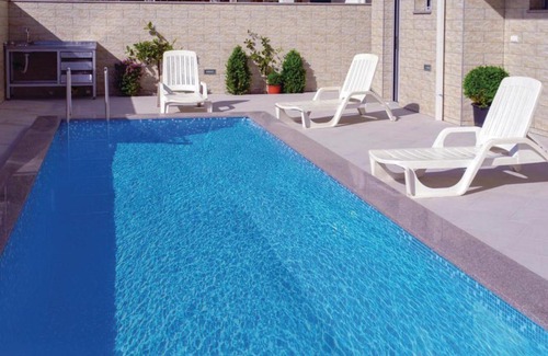 Rozino Wohnung | Beautiful apartment in Budva with 2 Bedrooms, WiFi and Outdoor swimming pool