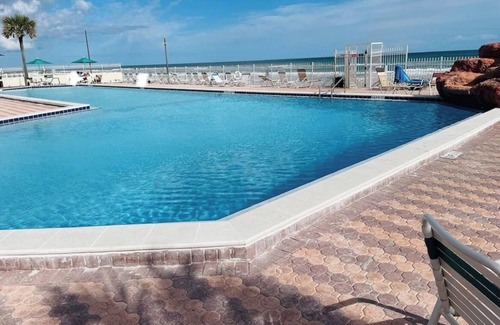 Marshall Park Resort | Beautiful Beachfront Resort Condo Daytona Beach