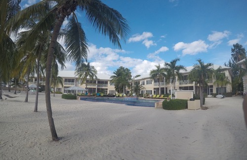 Rum Point Eigentumswohnung | Schöne Ferienwohnung am Strand in Cayman Kai / Rum Point