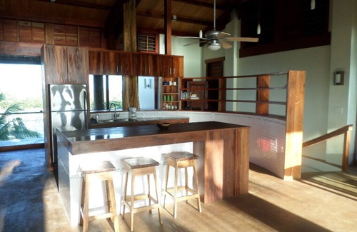 Placencia Haus | Schöne Beachfront Island Home, privaten Dock, Village Transport Inclu