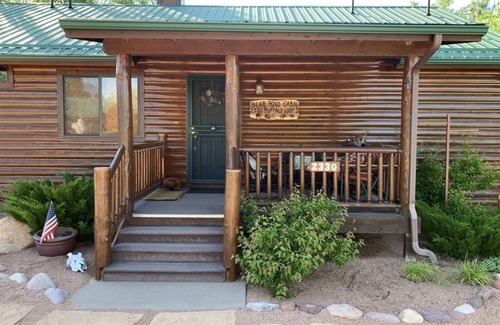 Heber Kabine | Schöne Bärenteich Kabine WiFi, Satellitenschüssel, Reiten