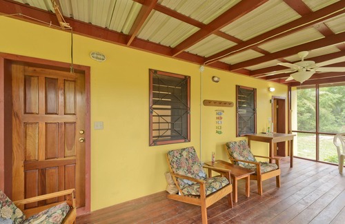 Hopkins Kabine | Beautiful cabin nestled in tropical surroundings on the Banks of the Sitee River