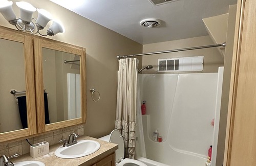 Shelbyville Kabine | Beautiful cabin situated on 20 acres of land