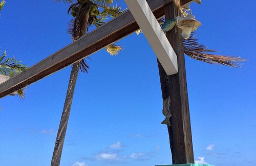 Bahama Reef Haus | Neu renovierte Kanalfront mit Pool / inklusive Boot & Jeep