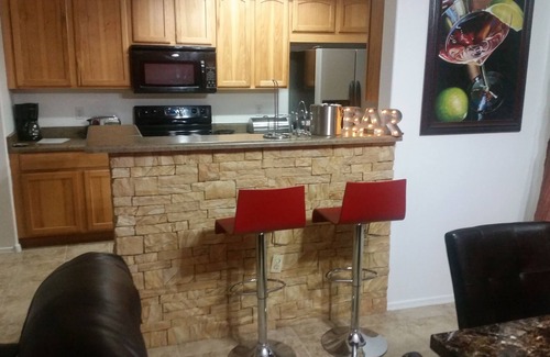 North Mountain Eigentumswohnung | Schöne Eigentumswohnung in Northeast Phoenix Garage mit 2 Autos