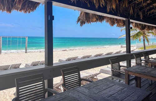 Williams Town Eigentumswohnung | Beautiful Condo on the Beach in Freeport!