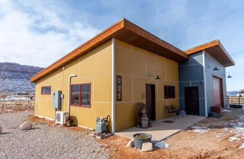 Moab South Valley Hütte | Schönes Häuschen in den Felsen