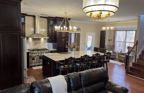 Southaven Haus | Schöne Landreise, 5 Meilen Von Elvis's Graceland, Serene Waterfall / Pool