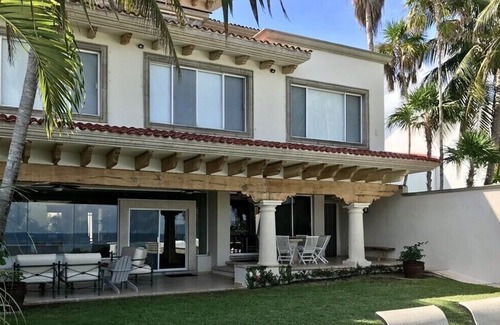 La Isla Villa | SCHÖNE VOLL MÖBLIERTE MEXIKANISCHE VILLA AM STRAND