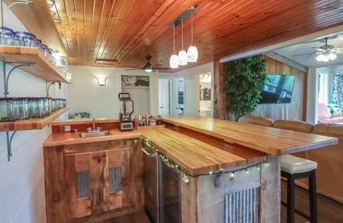 La Pointe Haus | AUF GOLFPLATZ !! 2500 QUADRATISCHER FUSS WRAPAROUND DECK !! KLIMATISIERT!