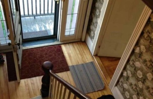 West End Wohnung | Beautiful, historic apartment, close to everything!