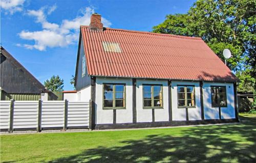 Pedersker Haus | Beautiful Home In Aakirkeby With Wifi