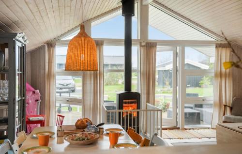 Havnsø Haus | Beautiful Home In Føllenslev With Wifi