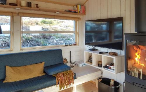 Flaa Haus | Beautiful Home In Flå With Kitchen