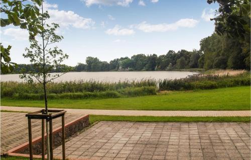 Gutzkow Haus | Beautiful Home In Gützkow With Kitchen