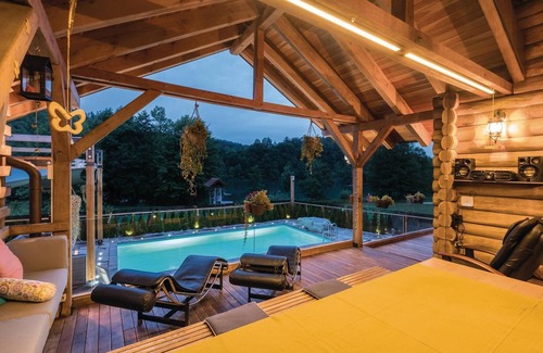 Generalski Stol Haus | Schönes Haus in Gornji Zvecaj