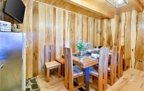 Jakovlje Haus | Beautiful Home In Kraljev Vrh With Wifi