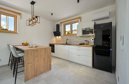 Veliko Trojstvo Haus | Beautiful home in Maglenca with sauna