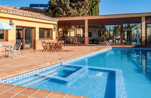 Otura Haus | Schönes Haus in Otura mit Küche