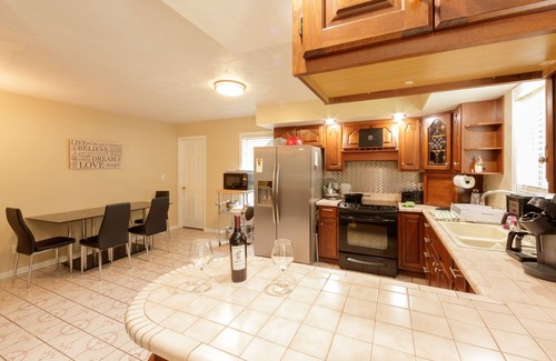 Ansted Haus | Schönes Haus an der Schlucht