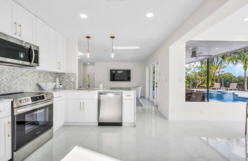 Delray Beach Haus | Beautiful House in Delray Beach with Pool