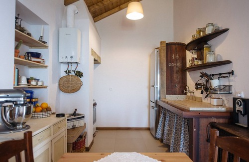 Azenhas do Mar Haus | SCHÖNES HAUS AUF EINER KLIPPE DURCH DAS OZEAN