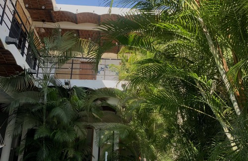 Compostela Haus | Beautiful House with Pool- Exclusive for you- Steps away from Playa Virgen