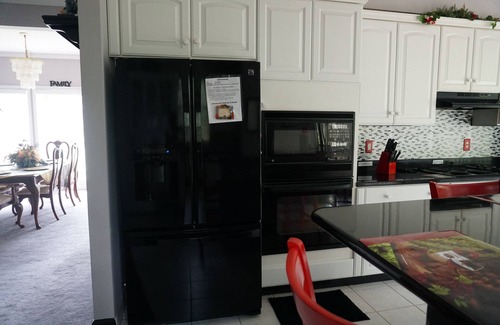 Forest Park Haus | Schöner See Home ca. 10 Minuten vom internationalen Flughafen ATL-20 Minuten entfernt