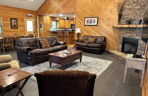 Dadeville Haus | Auburn Football in 40 Minuten! Nur 2 Nächte Mindestaufenthalt, ideal für große Gruppen.