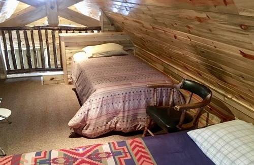 Collbran Kabine | Beautiful Lake Views Cabin 1