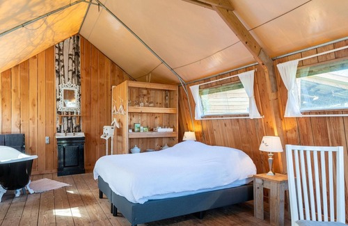 Oeffelt Haus | Beautiful lodge with veranda