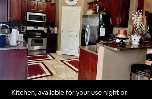 Lawndale Haus | Beautiful, luxurious 4-bed, 3.5 baths w/recreation