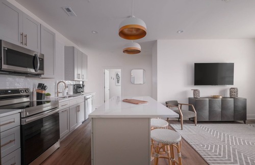 Trussville Wohnung | Beautiful Main Street Living in Trussville