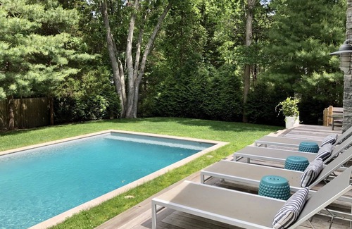 Clearwater Beach Haus | Beautiful modern beach house with swimming pool. 3 minutes from bay beaches.