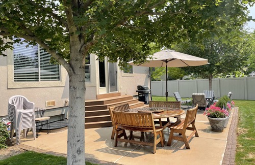 Highland Haus | Beautiful Modern Highland Home!