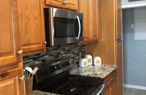 Monroe Haus | Beautiful Monroe Home on Paiute trail by Mystic Hot Springs ATV, flyers landing