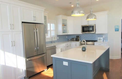 Holgate Haus | Beautiful new construction 4 bedroom 3.5 bath home in Holgate