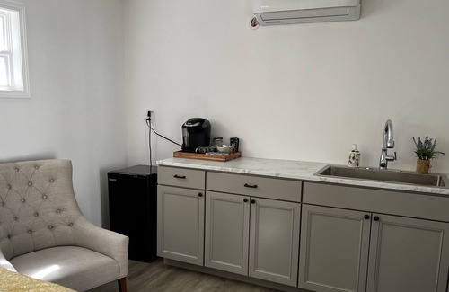 Wheeler Haus | Beautiful New Pool House