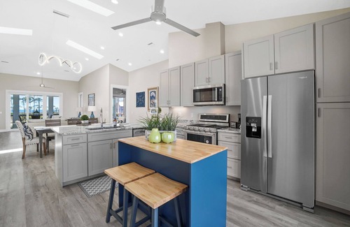 Port St. Joe Haus | Beautiful Newer North Cape House w/Golf Cart