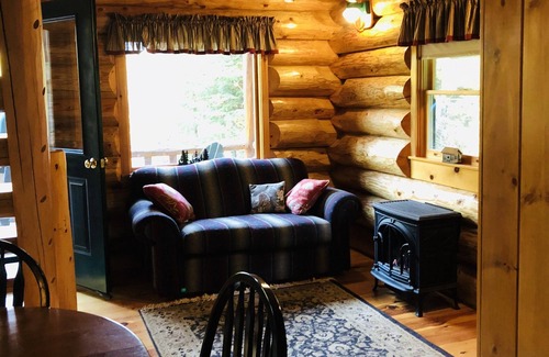 Masardis Kabine | Northern Maines feinste Blockhütten für Jagd- und Schneemobilbegeisterte