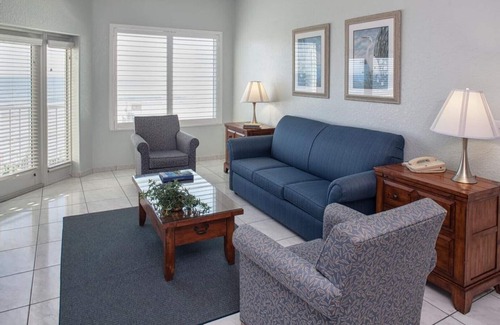 Volusia County Resort | BEAUTIFUL OCEANFRONT VIEW NEAR DAYTONA - available last week of May 2025