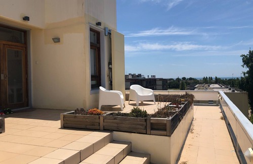 Carvalhal Wohnung | Beautiful penthouse apartment with terrace - 4 minutes walk to the beach